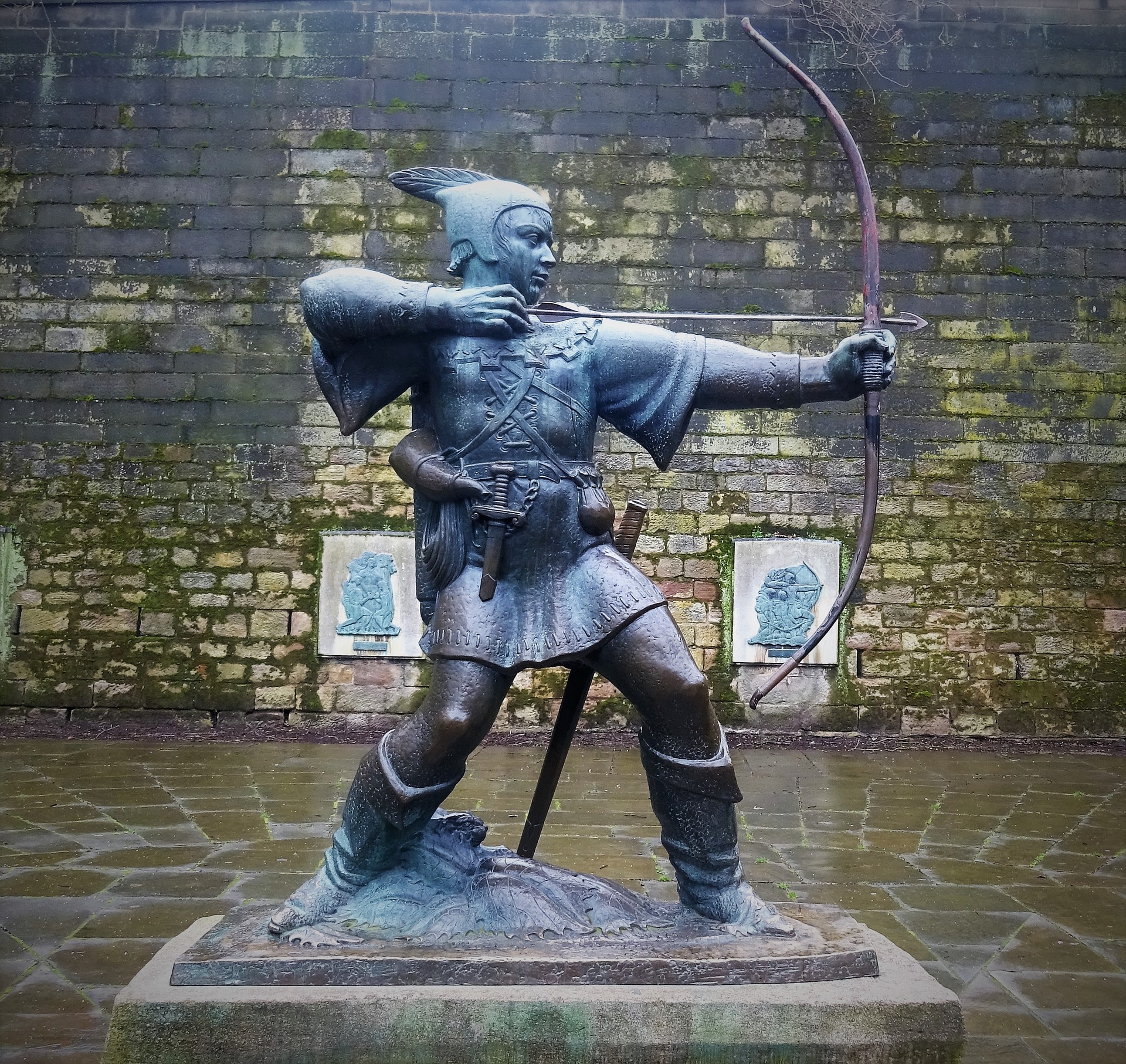 robin-hood-3315061_1920.jpg