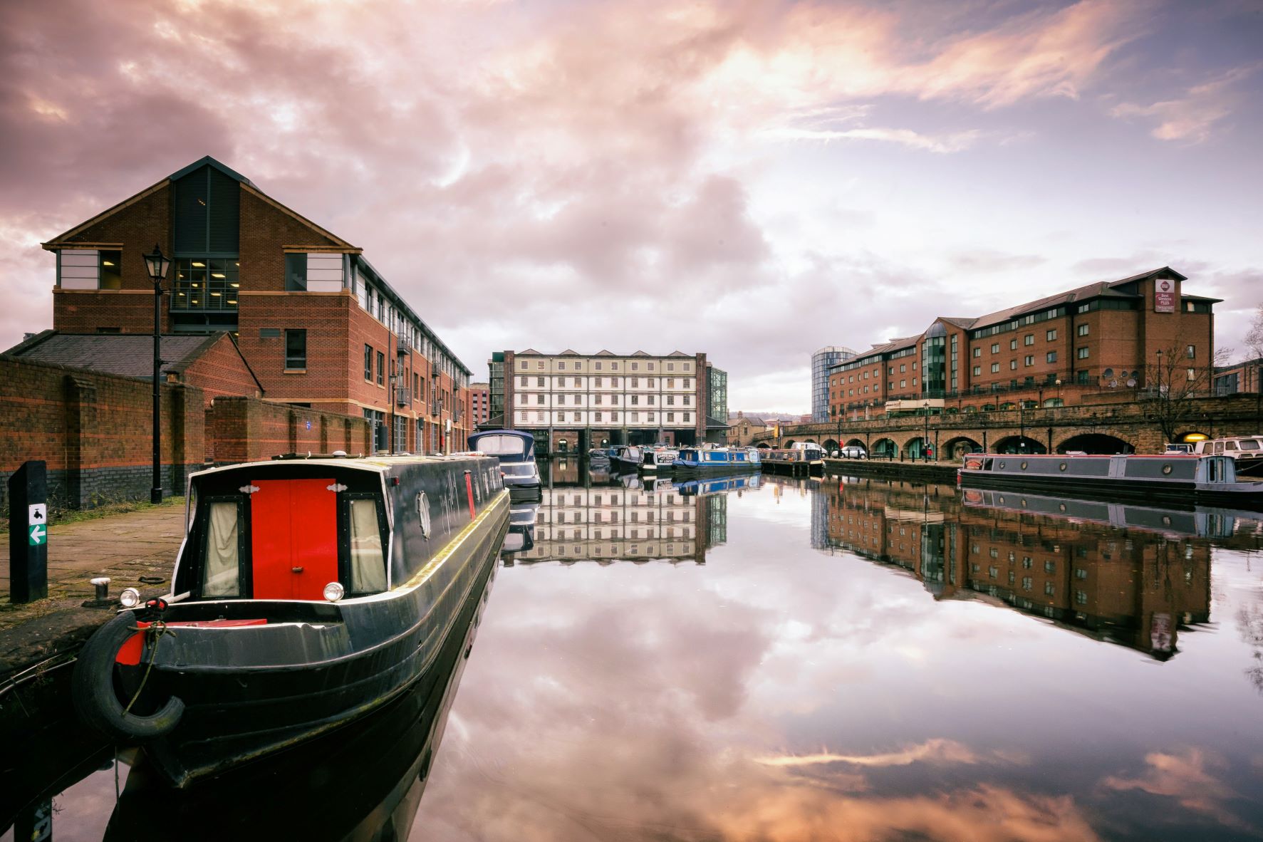 Victoria Quays - credit Marketing Sheffield.jpg